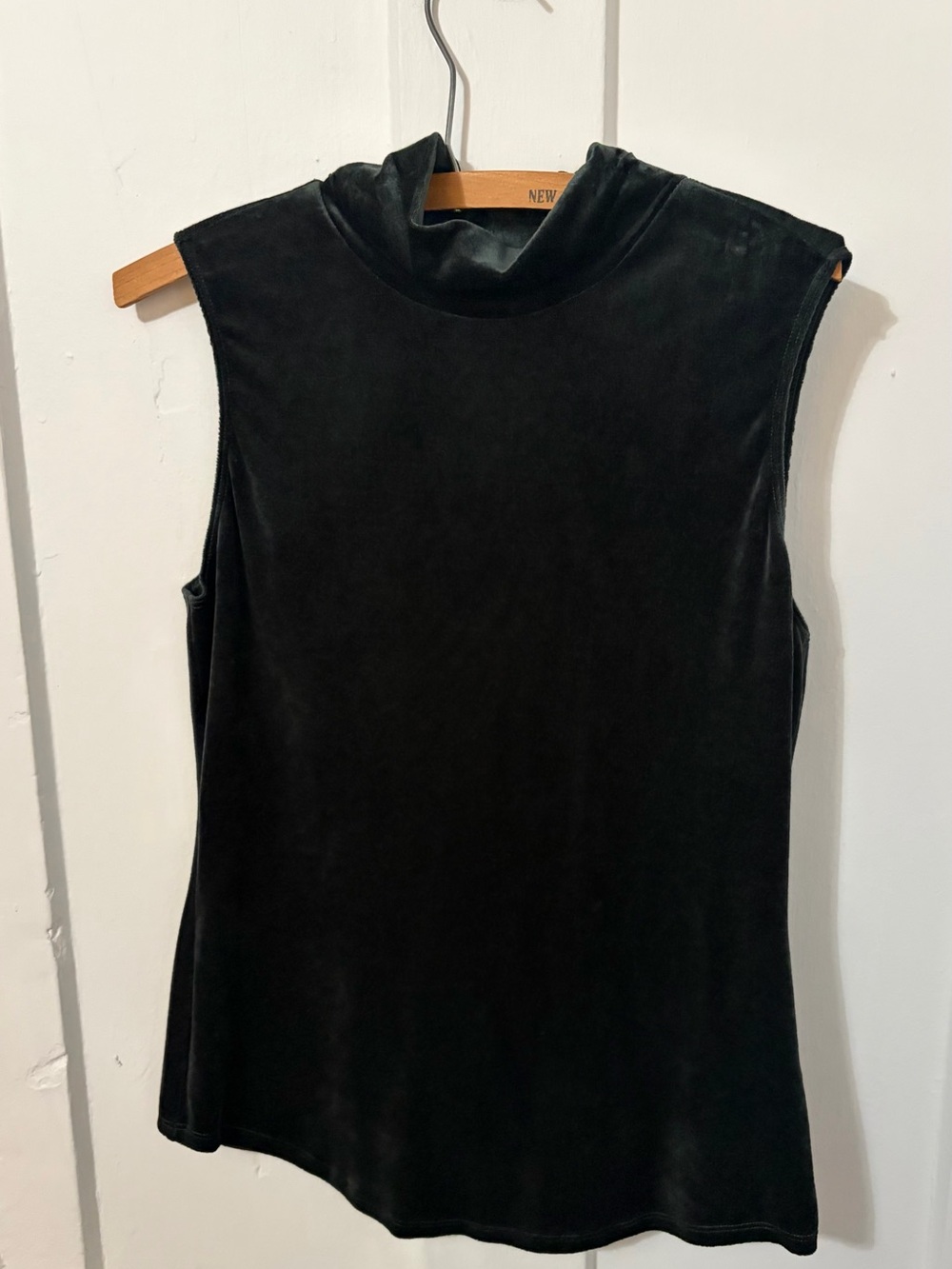 Theory  Velvet Sleevless Mock Neck Top